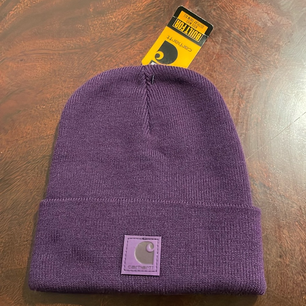 Kid’s purple Carhartt watch hat